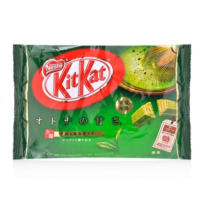 Bánh phủ kem trà xanh socola Kitkat